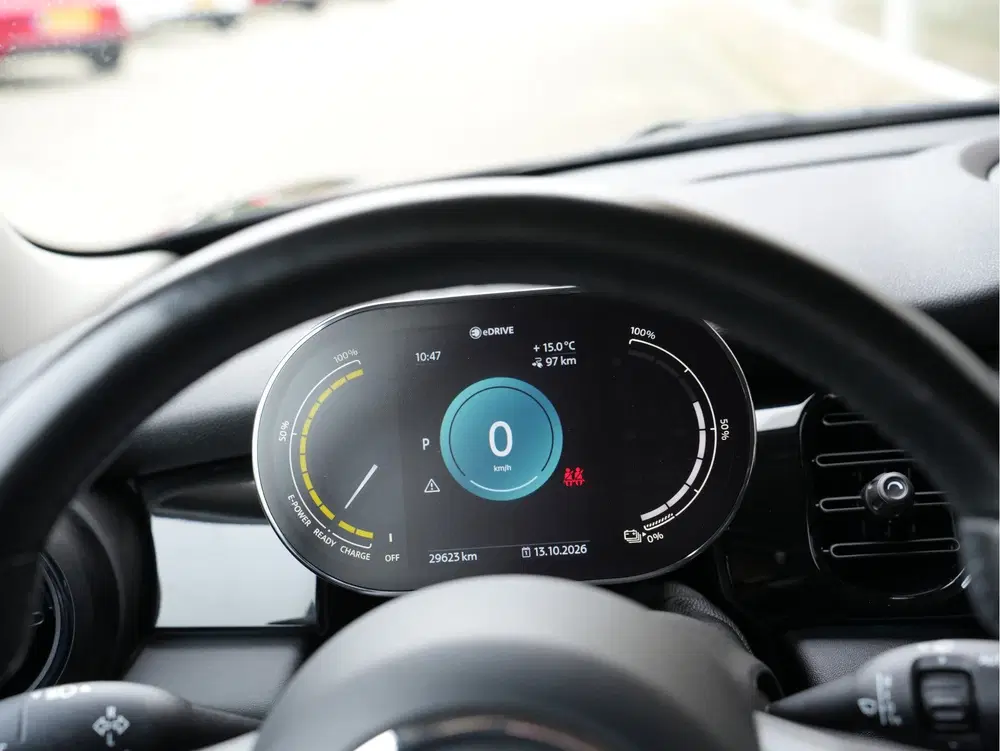 Mini Electric MINI Yours 33 kWh uit 2021, foto 11