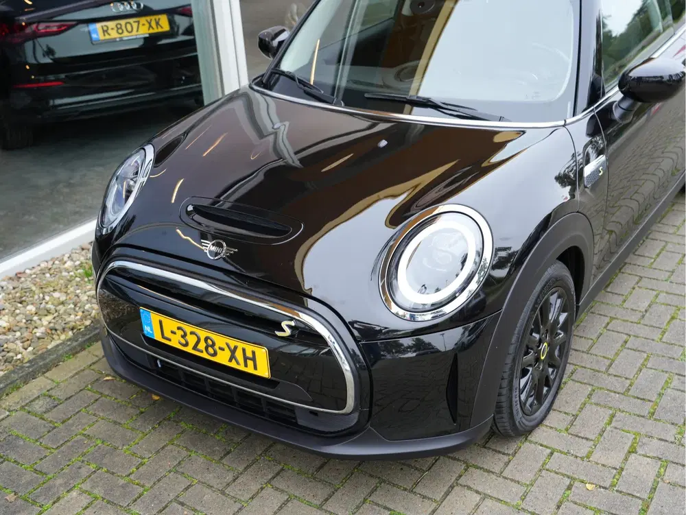 Mini Electric MINI Yours 33 kWh uit 2021, foto 3