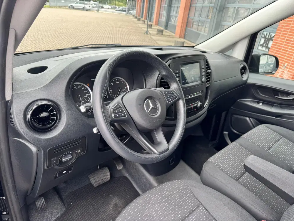 Mercedes-Benz Vito 114 L2 uit 2024, foto 3