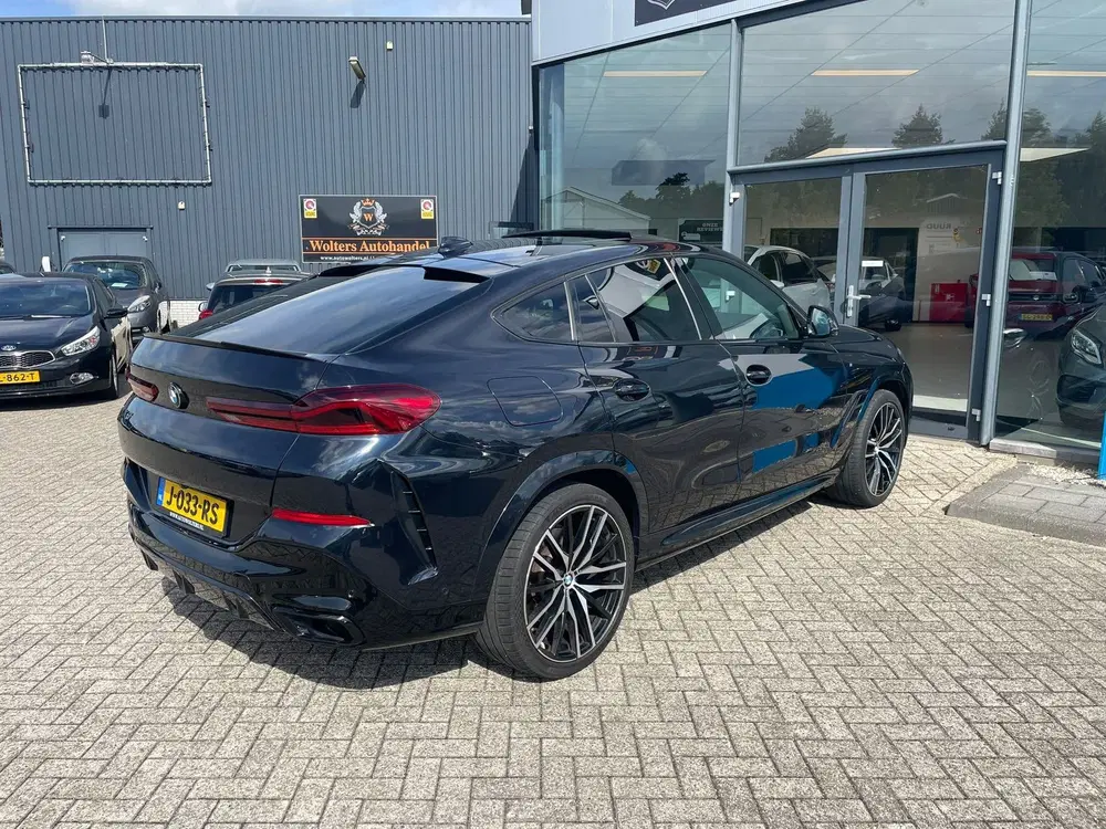 BMW X6 XDrive30d High Executive uit 2020, foto 10