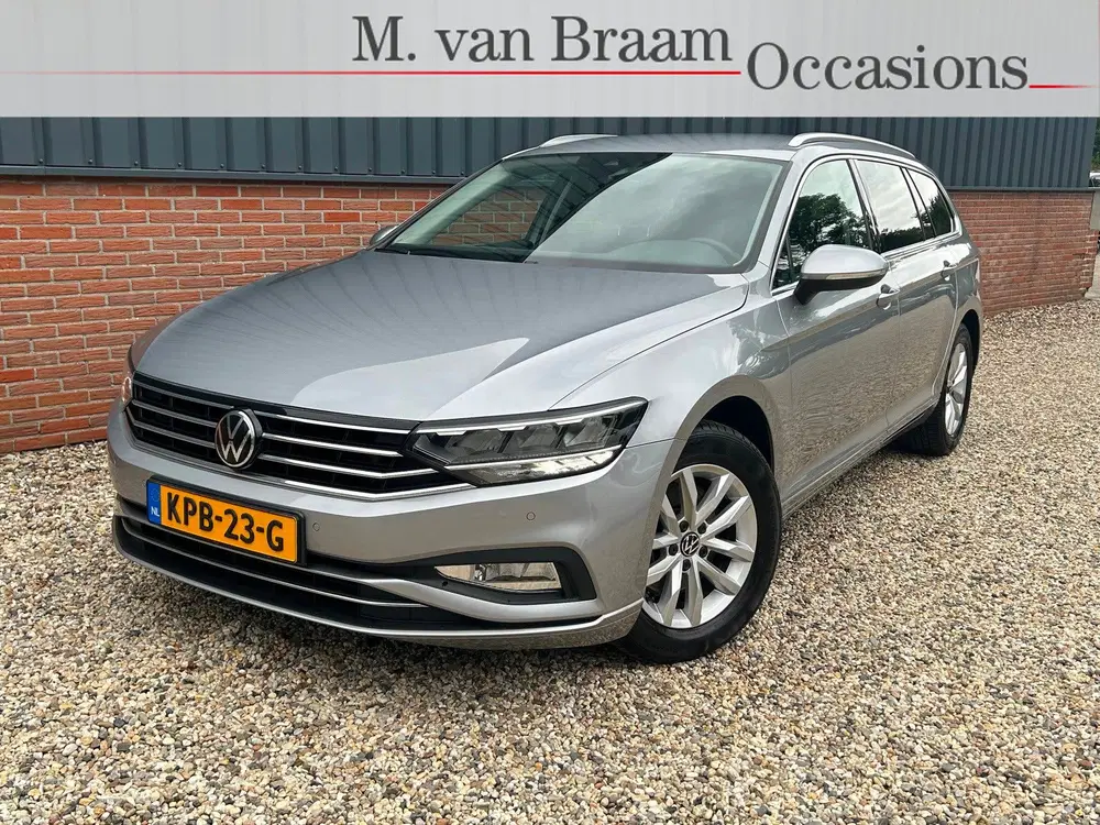 Volkswagen Passat 1.5 TSI 150PK DSG uit 2022, foto 2