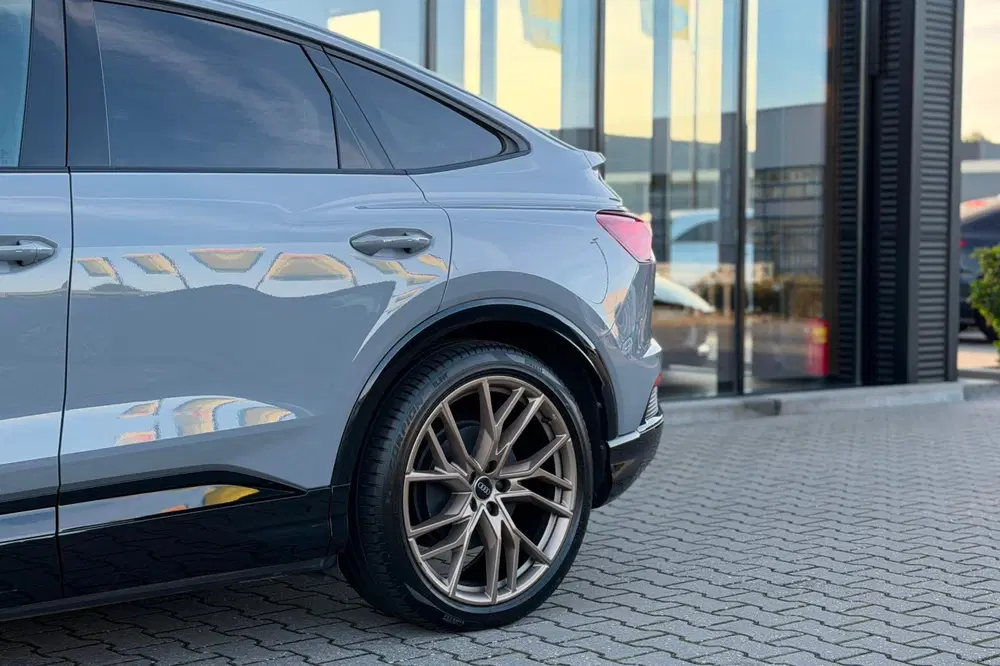 Audi Q4 e-tron 45 S Edition 1 82 kWh ACC uit 2024, foto 5