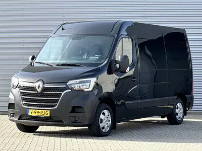 Renault Master T35 2.3 dCi 135 L2H2 Airco uit 2023