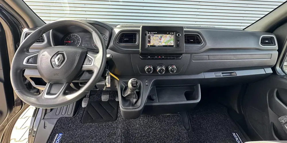 Renault Master T35 2.3 dCi 135 L2H2 Airco uit 2023, foto 2