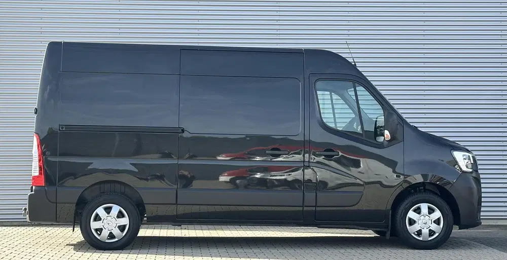 Renault Master T35 2.3 dCi 135 L2H2 Airco uit 2023, foto 7