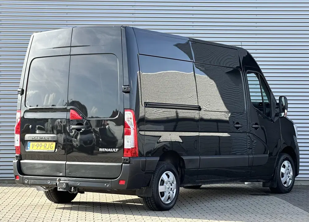 Renault Master T35 2.3 dCi 135 L2H2 Airco uit 2023, foto 8