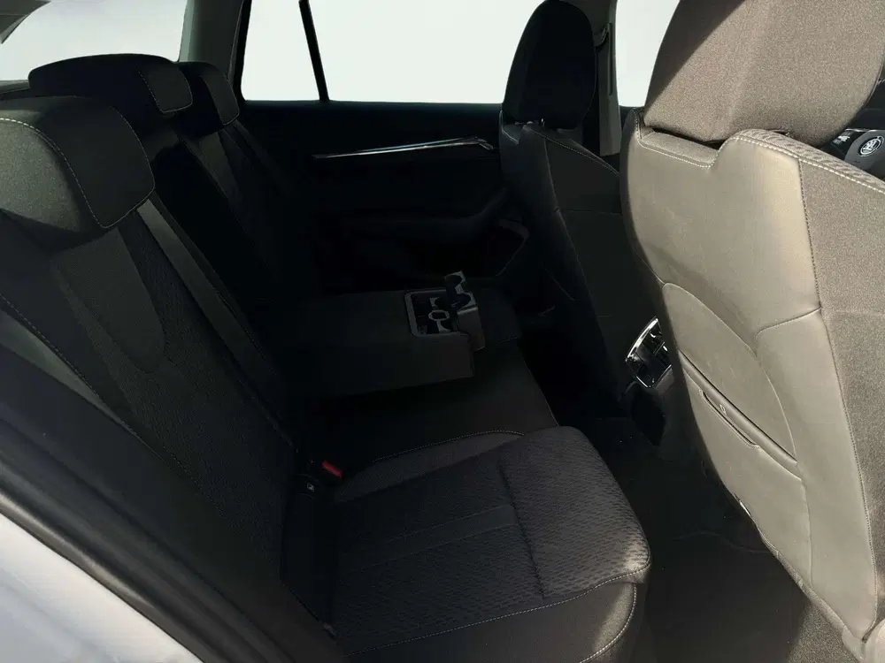 Skoda Octavia 1.4 TSI iV PHEV Business Edition Plus uit 2020, foto 6