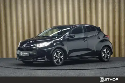 Toyota Yaris 1.5 Hybrid 115 Dynamic + Comfort Pack uit 2025