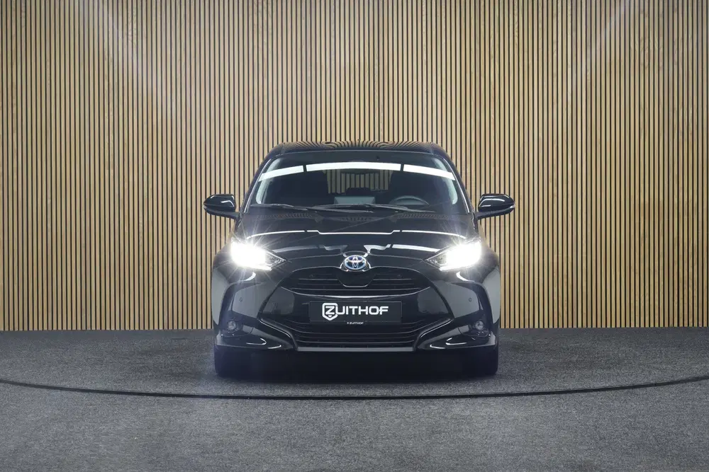Toyota Yaris 1.5 Hybrid 115 Dynamic + Comfort Pack uit 2025, foto 15
