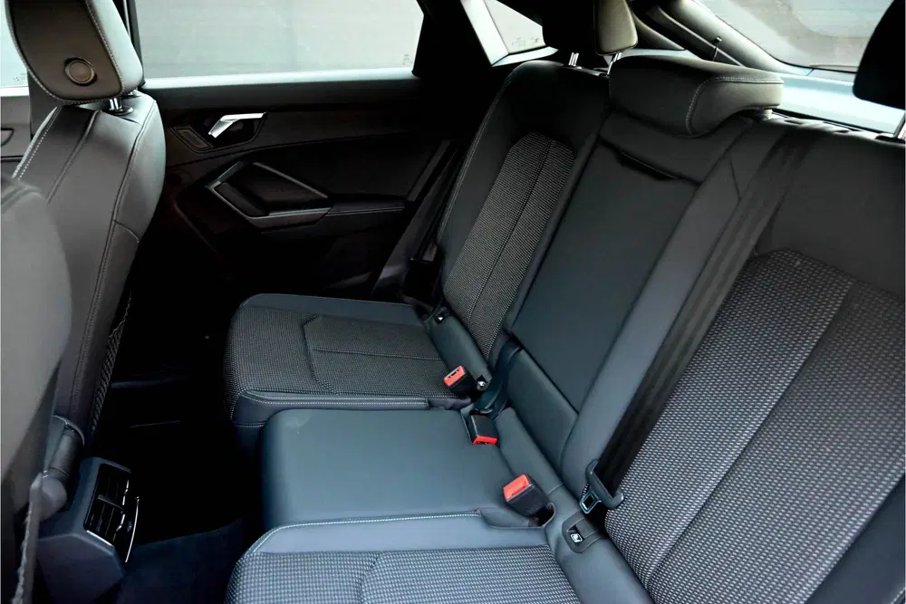 Audi Q3 45 TFSI e S line ACC uit 2021, foto 5