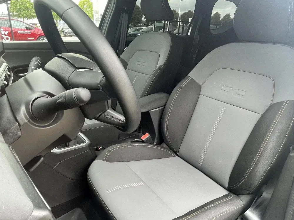 Dacia Jogger 1.0 TCe 100 ECO-G Extreme 7p. uit 2024, foto 13
