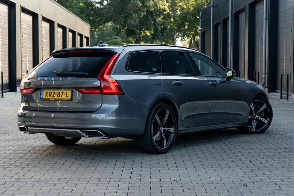 Volvo V90 2.0 T8 AWD R-Design *Pano* Vol* Dealer ond uit 2019, foto 15