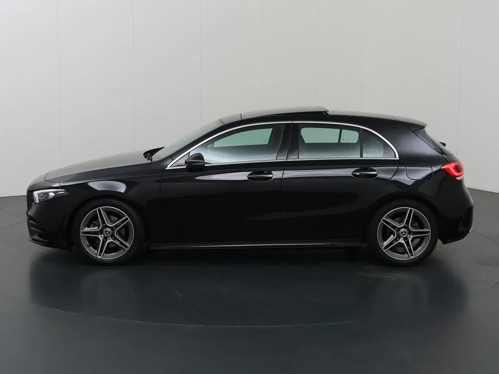 Mercedes-Benz A-Klasse 180 Premium Plus uit 2022, foto 5