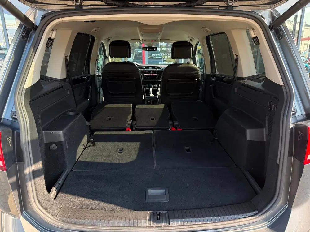 Volkswagen Touran 1.5 TSI Highline Business 7p uit 2019, foto 11