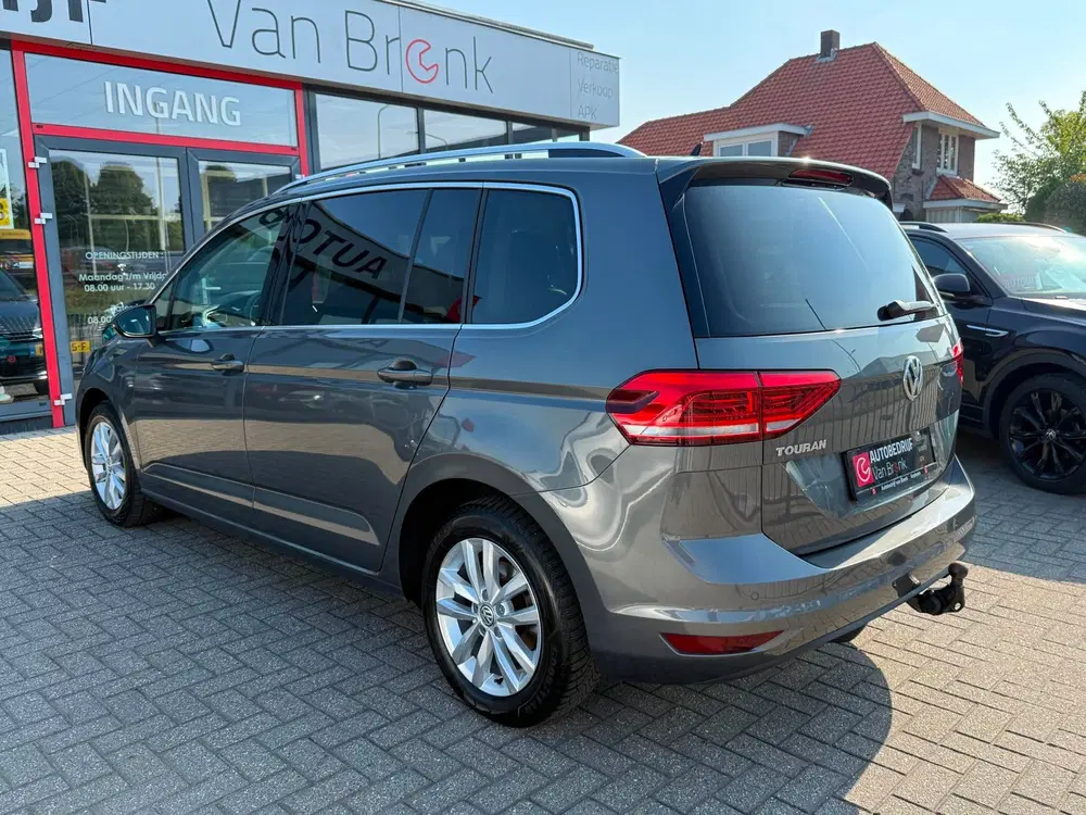 Volkswagen Touran 1.5 TSI Highline Business 7p uit 2019, foto 6