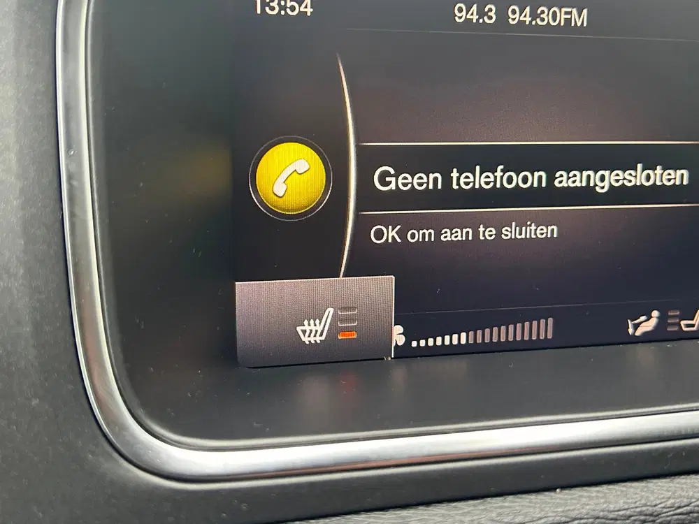 Volvo V40 2.0 D3 Automaat uit 2020, foto 14