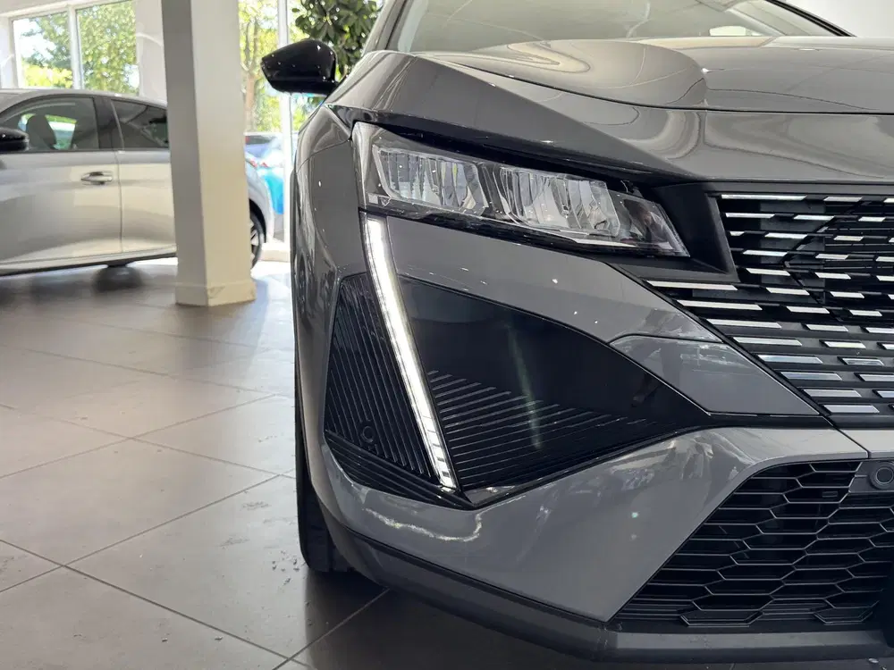 Peugeot 408 1.6 HYbrid Allure Pack 225 EAT8 uit 2025, foto 10