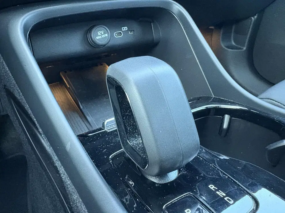 Volvo C40 Recharge Plus 69 kWh uit 2022, foto 15