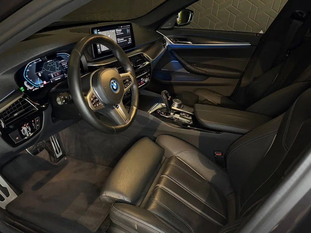 BMW 5-serie 5 Serie 545e xDrive Business Ed uit 2022, foto 9