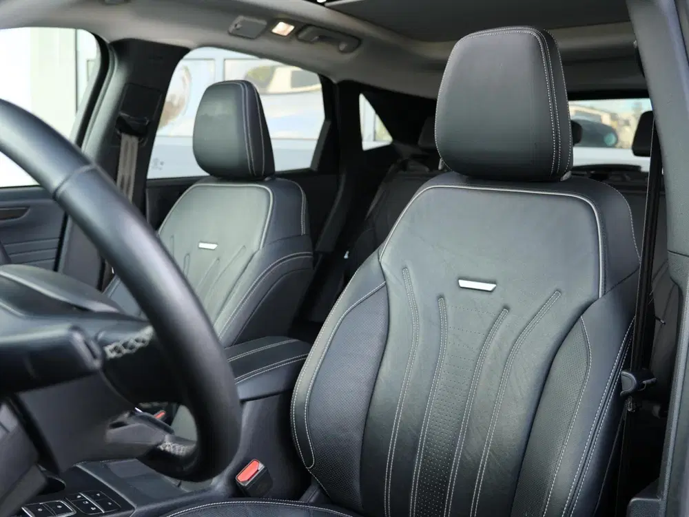 Ford Kuga 2.5 PHEV Vignale uit 2022, foto 6