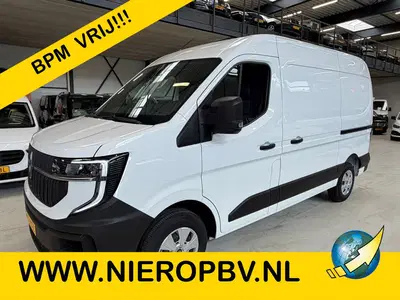Renault Master T35 2.0DCI L2H2 150PK Airco Navi Cruisecon uit 2024