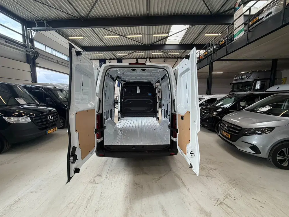 Renault Master T35 2.0DCI L2H2 150PK Airco Navi Cruisecon uit 2024, foto 7