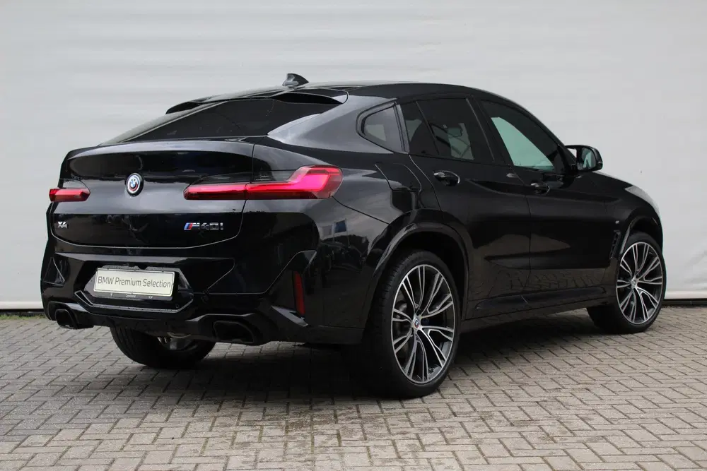 BMW X4 M40i High Executive Automaat uit 2023, foto 2