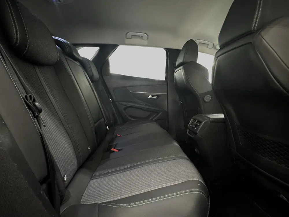 Peugeot 3008 1.2 PureTech Blue Lease Allure uit 2021, foto 14