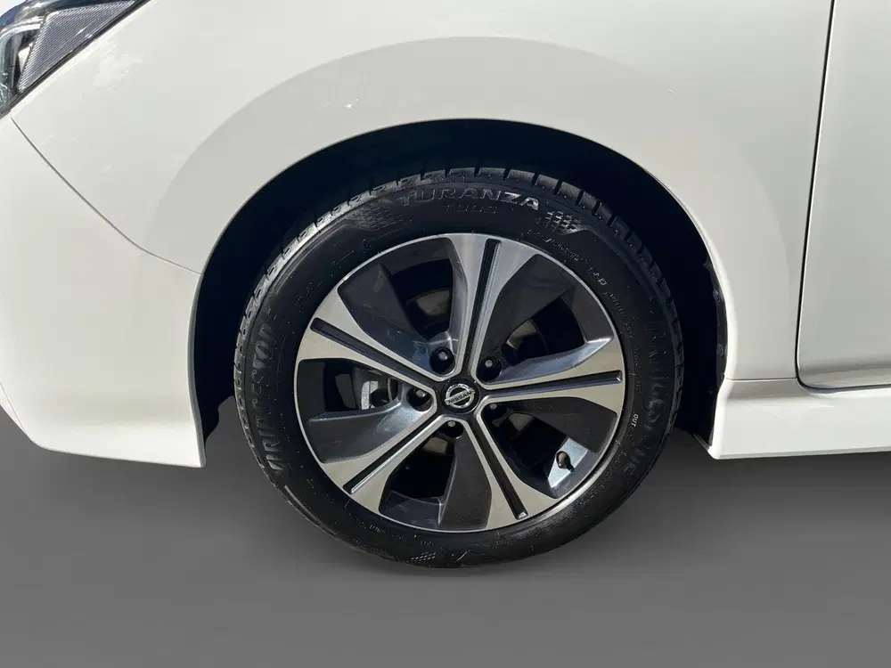 Nissan Leaf Tekna 40 kWh uit 2021, foto 8