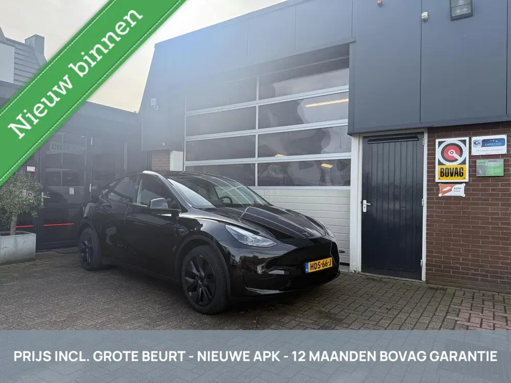 Tesla Model Y RWD 60 kWh SOH 96% WARMTEP uit 2025