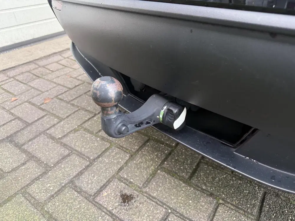 Tesla Model Y RWD 60 kWh SOH 96% WARMTEP uit 2025, foto 11