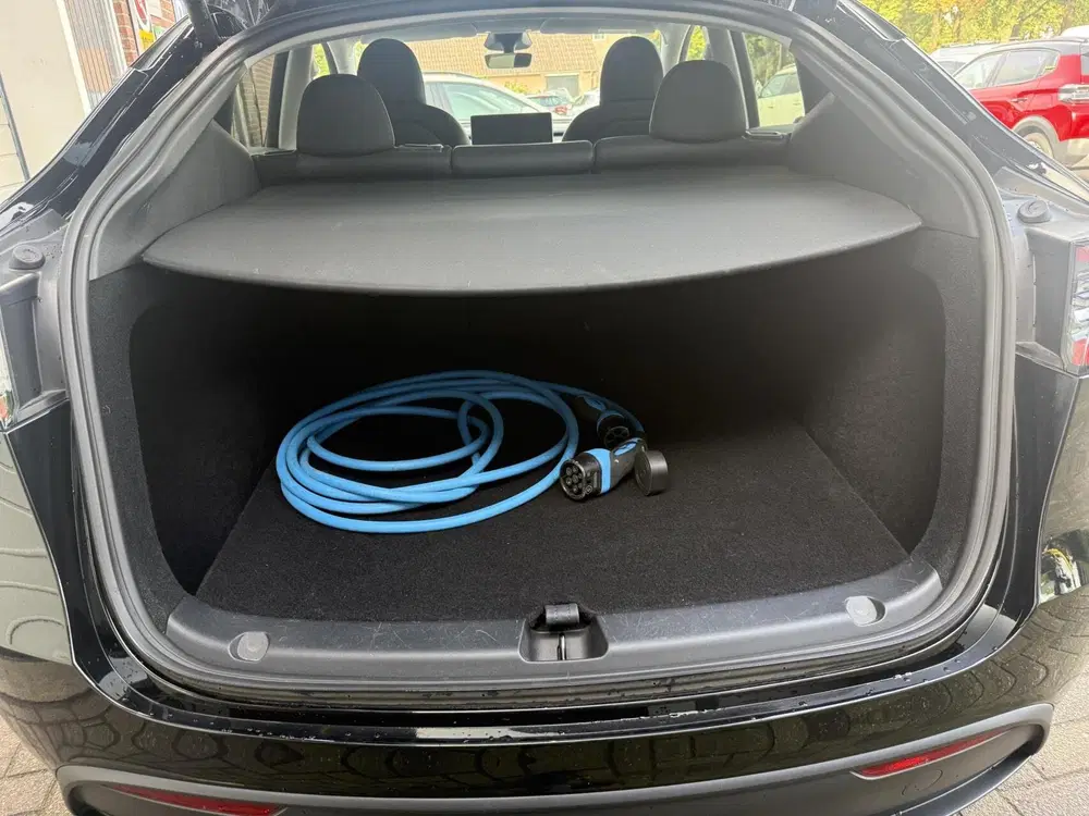 Tesla Model Y RWD 60 kWh SOH 96% WARMTEP uit 2025, foto 12