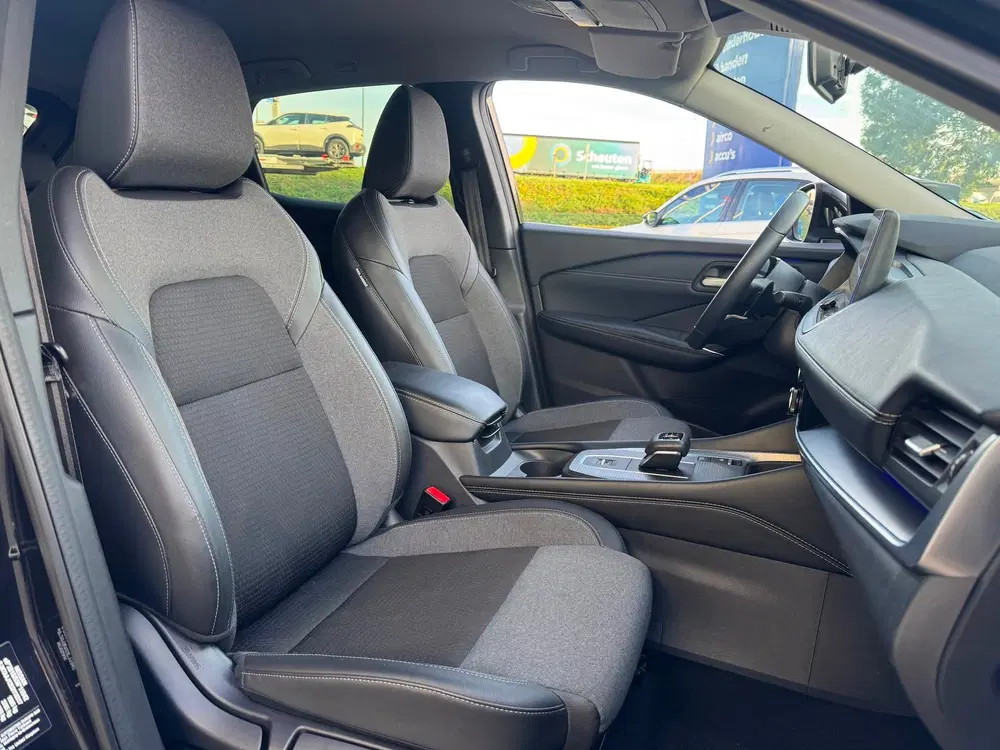 Nissan Qashqai 1.3 MHEV Xtronic N-Connecta Airco Navi Lmv uit 2025, foto 15