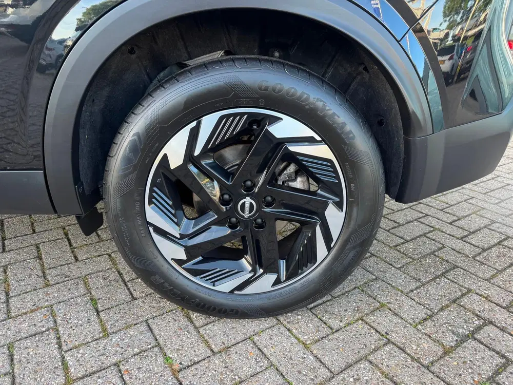 Nissan Qashqai 1.3 MHEV Xtronic N-Connecta Airco Navi Lmv uit 2025, foto 9
