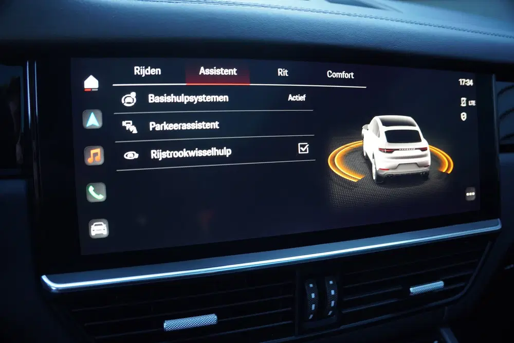 Porsche Cayenne Cayenne Coupé 3.0 E-Hybrid uit 2022, foto 14