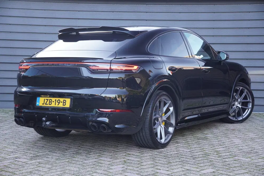 Porsche Cayenne Cayenne Coupé 3.0 E-Hybrid uit 2022, foto 2