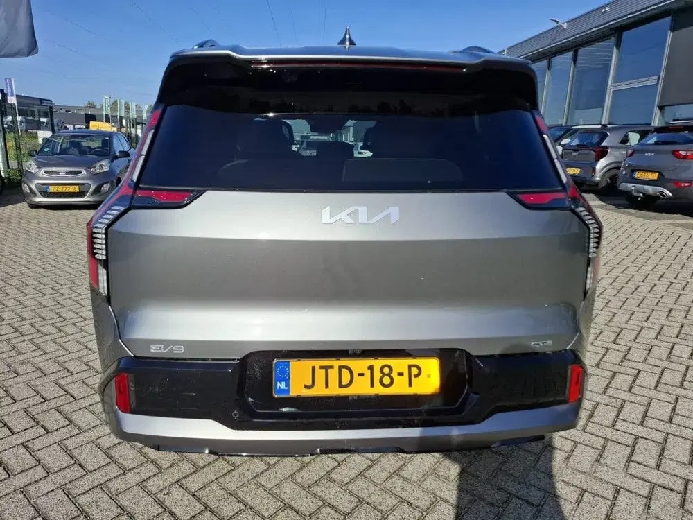 Kia EV9 GT-Line 99.8 kWh uit 2026, foto 4