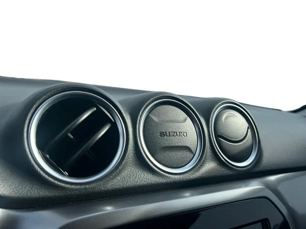 Suzuki Vitara 1.5 Hybrid Select Rhino Edition uit 2024, foto 15