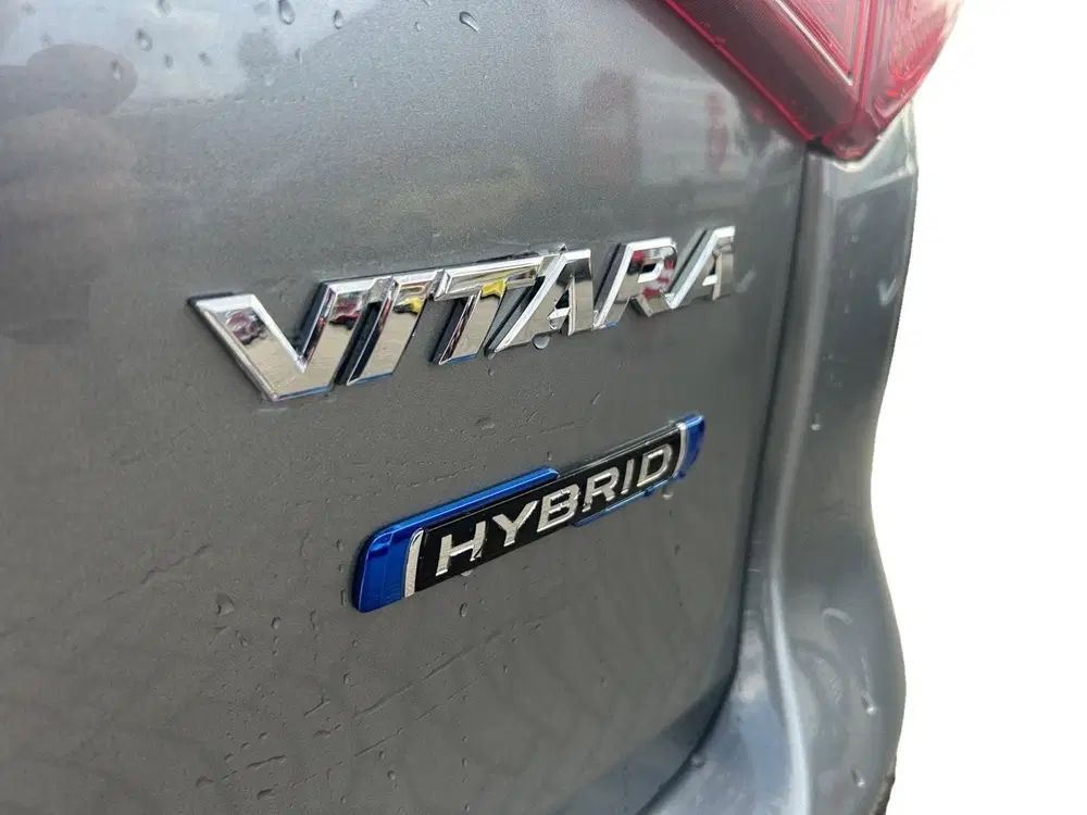 Suzuki Vitara 1.5 Hybrid Select Rhino Edition uit 2024, foto 9