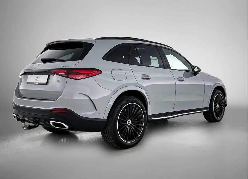 Mercedes-Benz GLC 400e 4MATIC Business Solution AMG uit 2026, foto 2