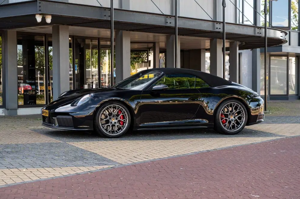 Porsche 911 992.2 Carrera GTS Cabriolet (bj 2024 uit 2024, foto 10
