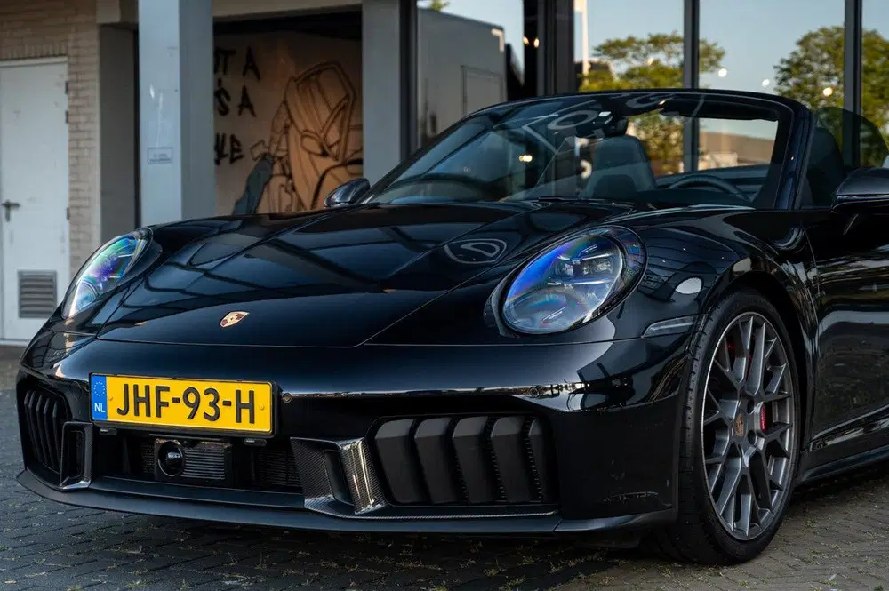 Porsche 911 992.2 Carrera GTS Cabriolet (bj 2024 uit 2024, foto 2