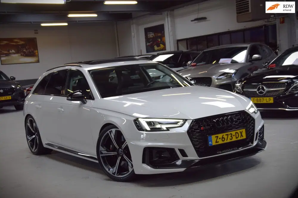 Audi A4 2.9 TFSI RS 4 Quattro Panoramadak uit 2019