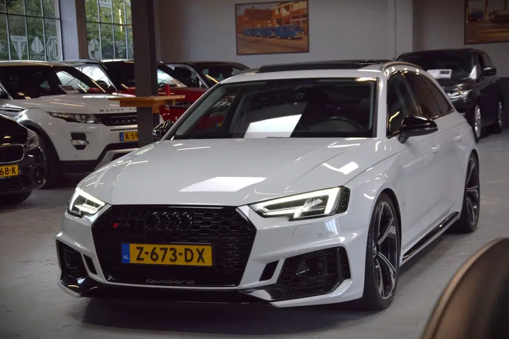 Audi A4 2.9 TFSI RS 4 Quattro Panoramadak uit 2019, foto 10