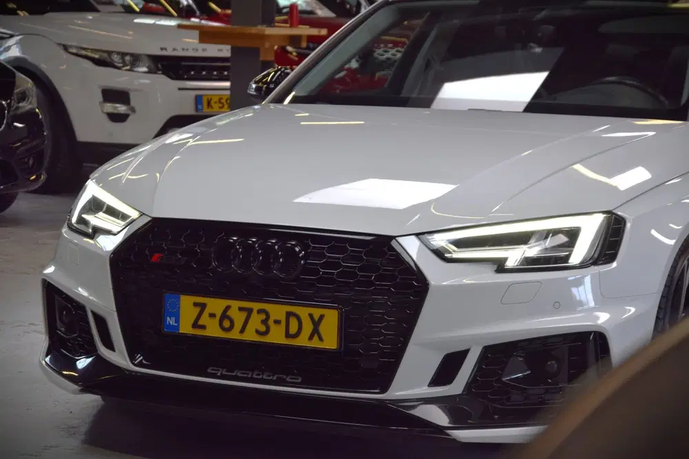 Audi A4 2.9 TFSI RS 4 Quattro Panoramadak uit 2019, foto 13