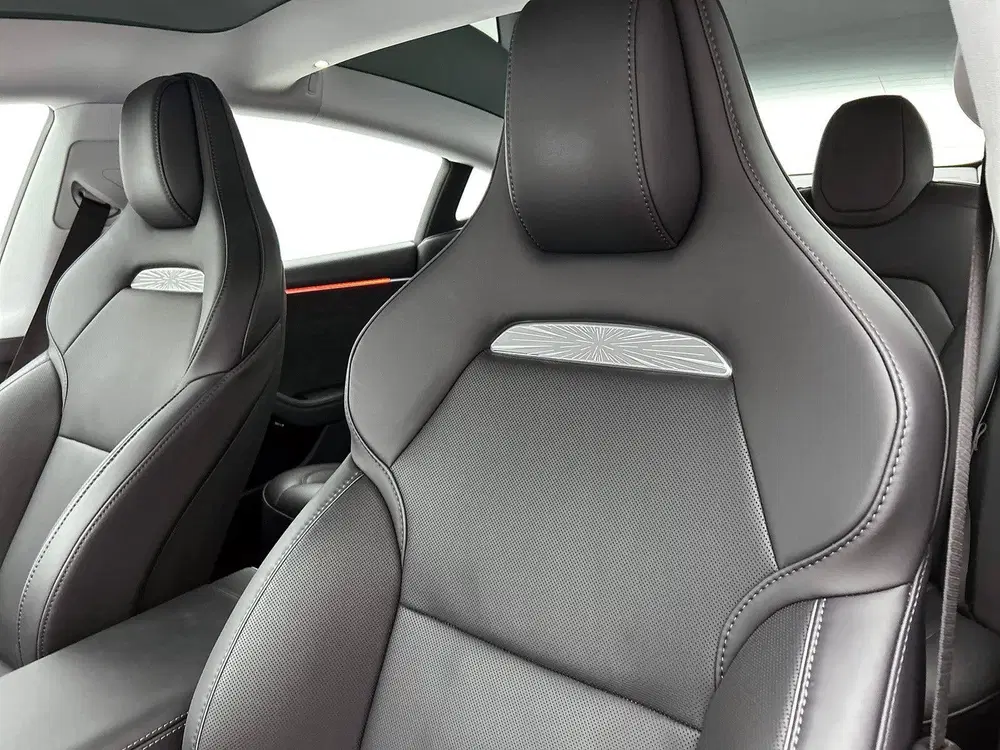 Tesla Model 3 Performance AWD 78 kWh uit 2024, foto 12