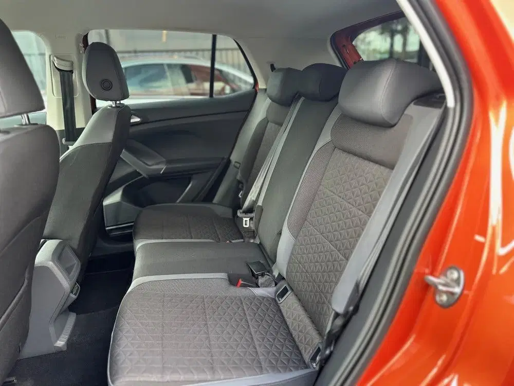 Volkswagen T-Cross 1.0 TSI 115pk Style Business uit 2020, foto 4