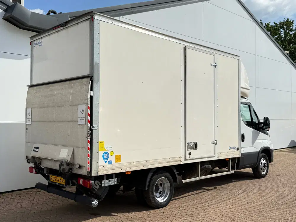 Iveco Daily Daily 35C16 3.0 160PK (bj 2023) uit 2023, foto 3