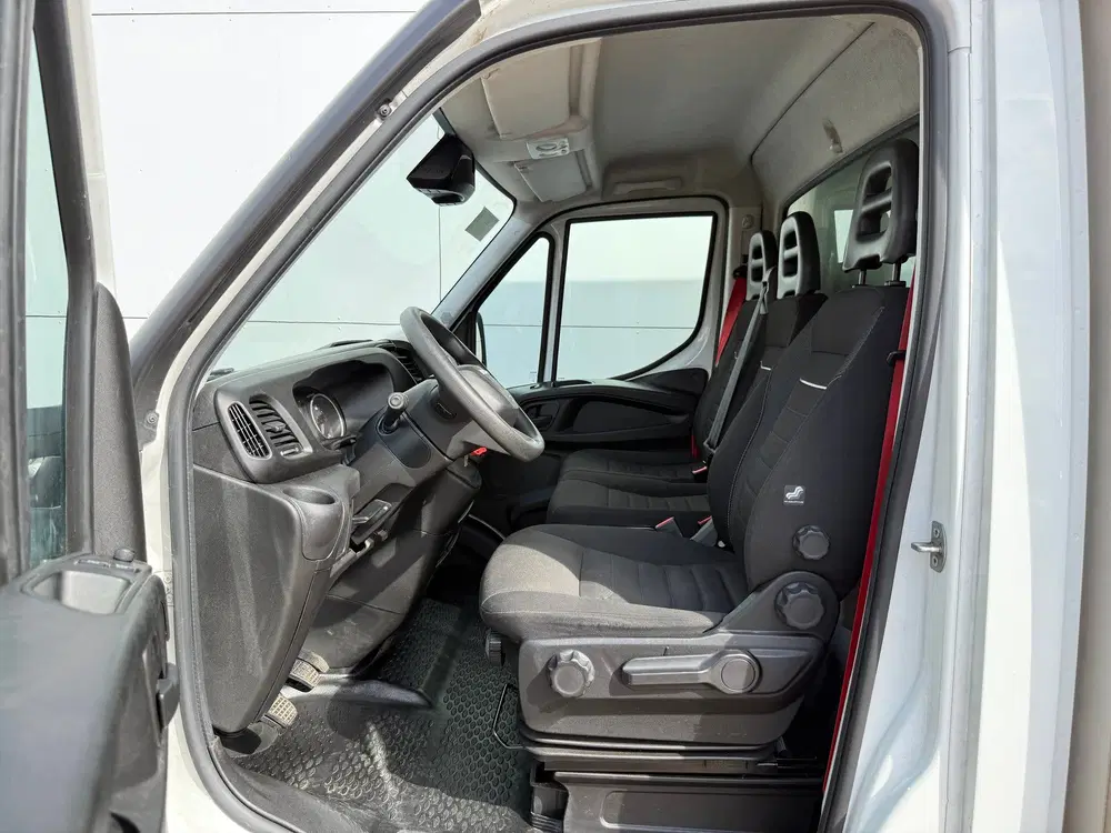 Iveco Daily Daily 35C16 3.0 160PK (bj 2023) uit 2023, foto 5