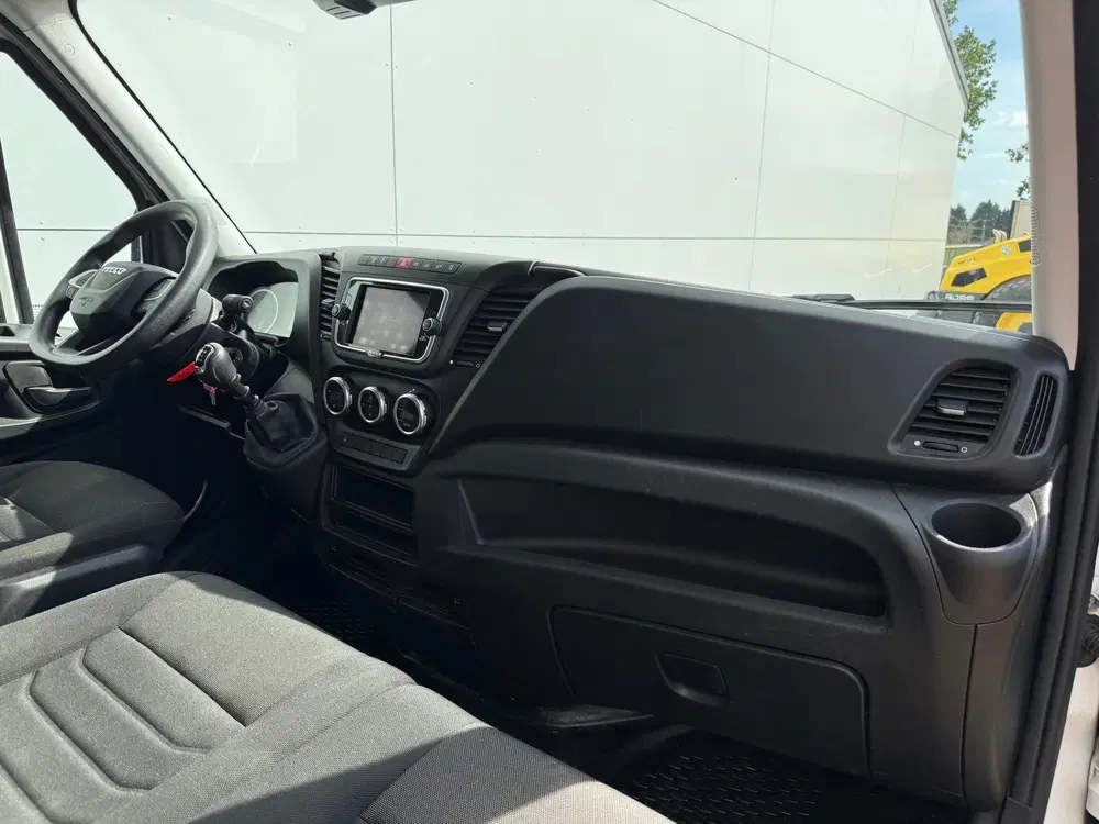 Iveco Daily Daily 35C16 3.0 160PK (bj 2023) uit 2023, foto 7